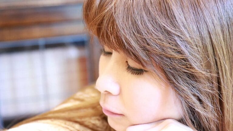 夢をよく見る人の特徴！夢ばかり見る原因は睡眠の浅さ？ | ゆめとき